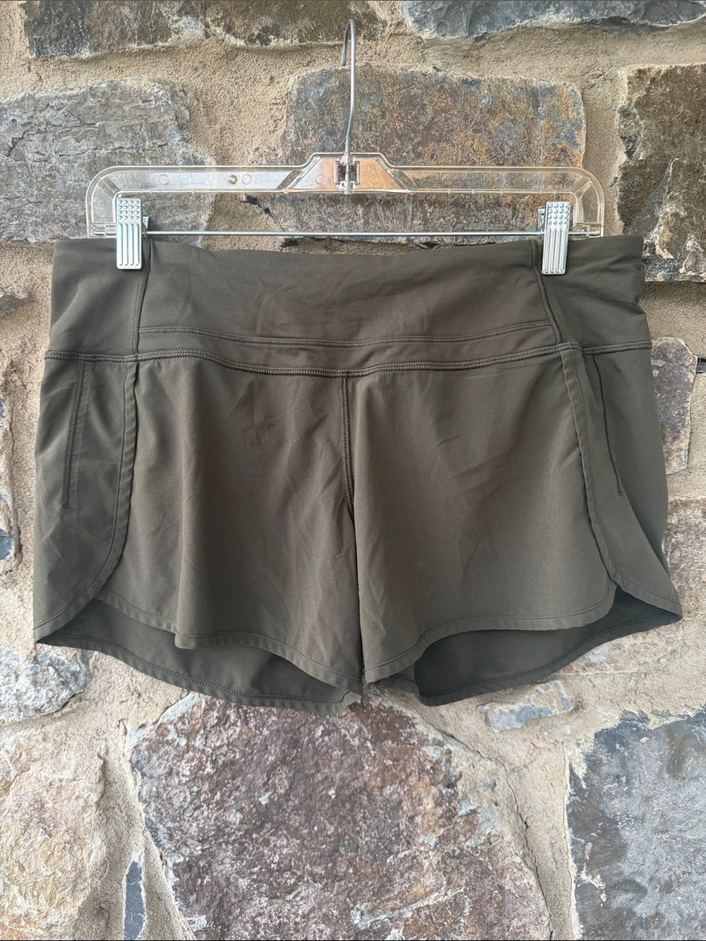 Lululemon Run Times Short *4-way Stretch size 8
